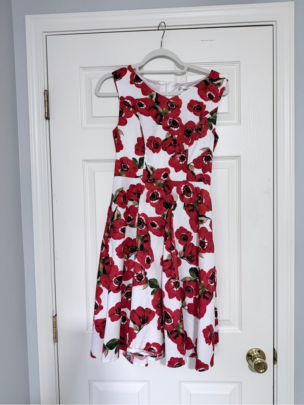 50s Style Red Floral Midi Dress with Pockets - Picture 4 of 5